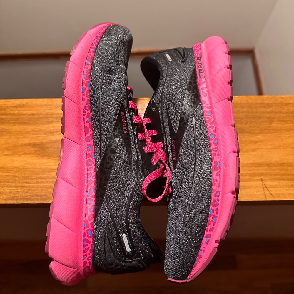 Brooks Trace size 8.5